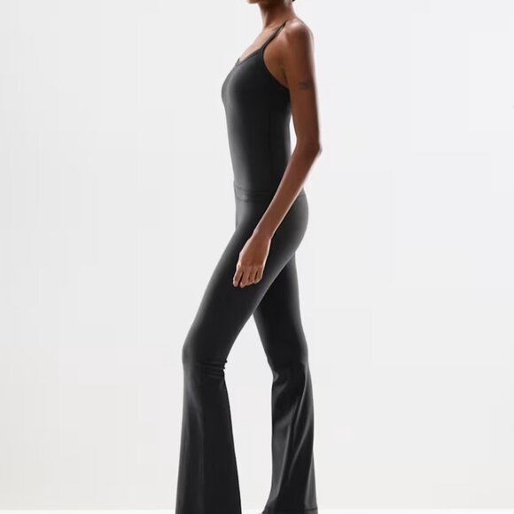 NWT Aritzia GOLDEN BUTTER Tumbler Black - Picture 2 of 8